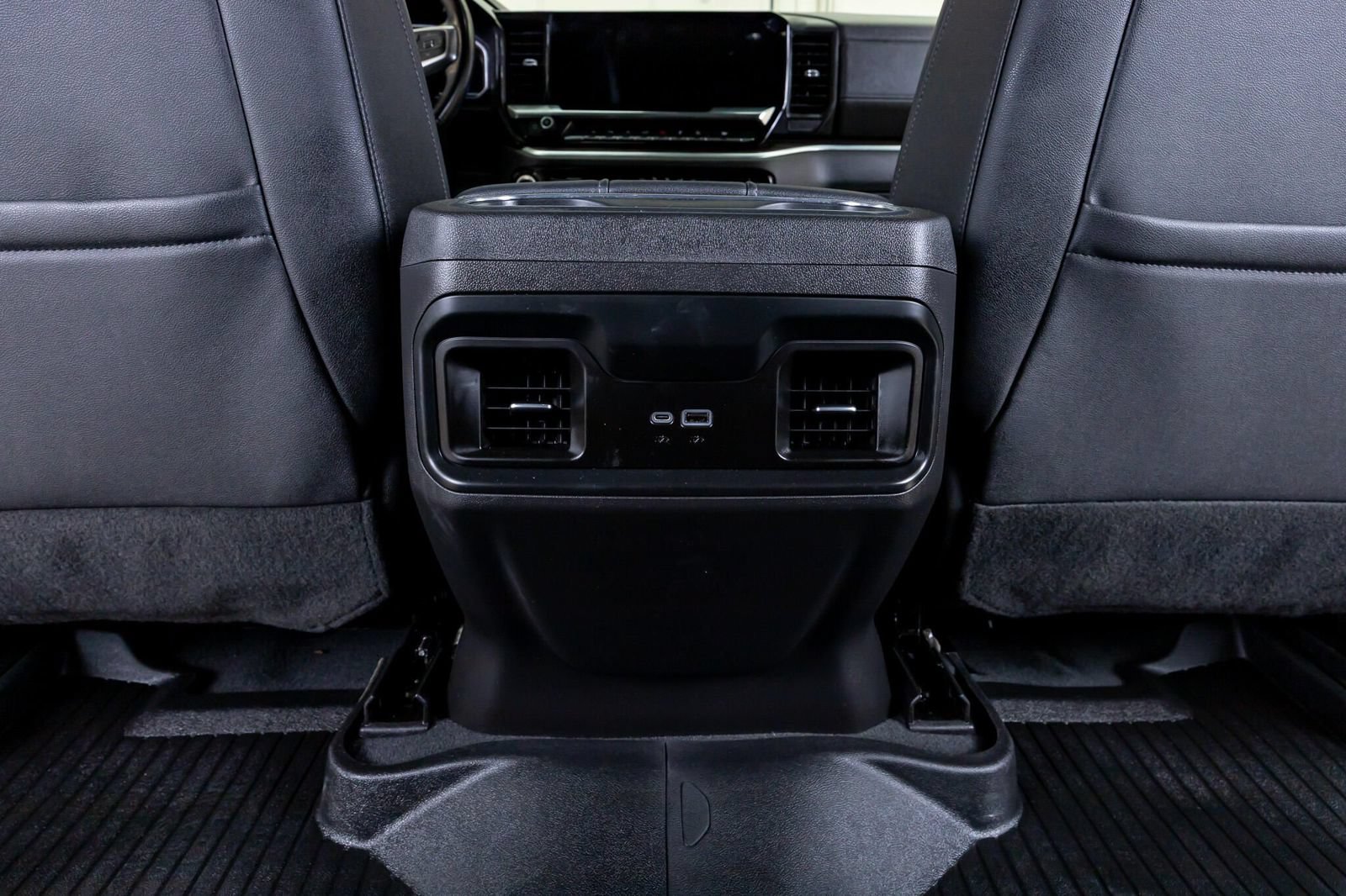 Used 2022 Chevrolet Silverado 1500 LT Trail Boss w/ LT Trail Boss Premium Package AWD/4WD image 33