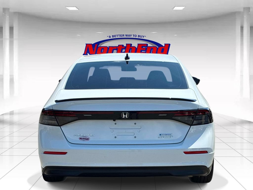 Used 2024 Honda Accord Sport image 6