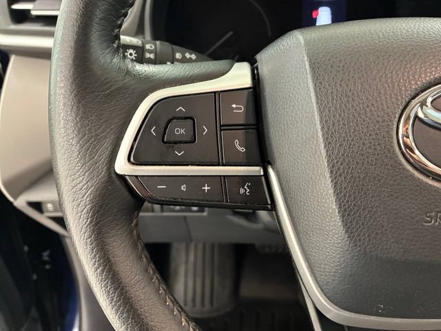 Used 2022 Toyota Sienna XLE FWD image 23