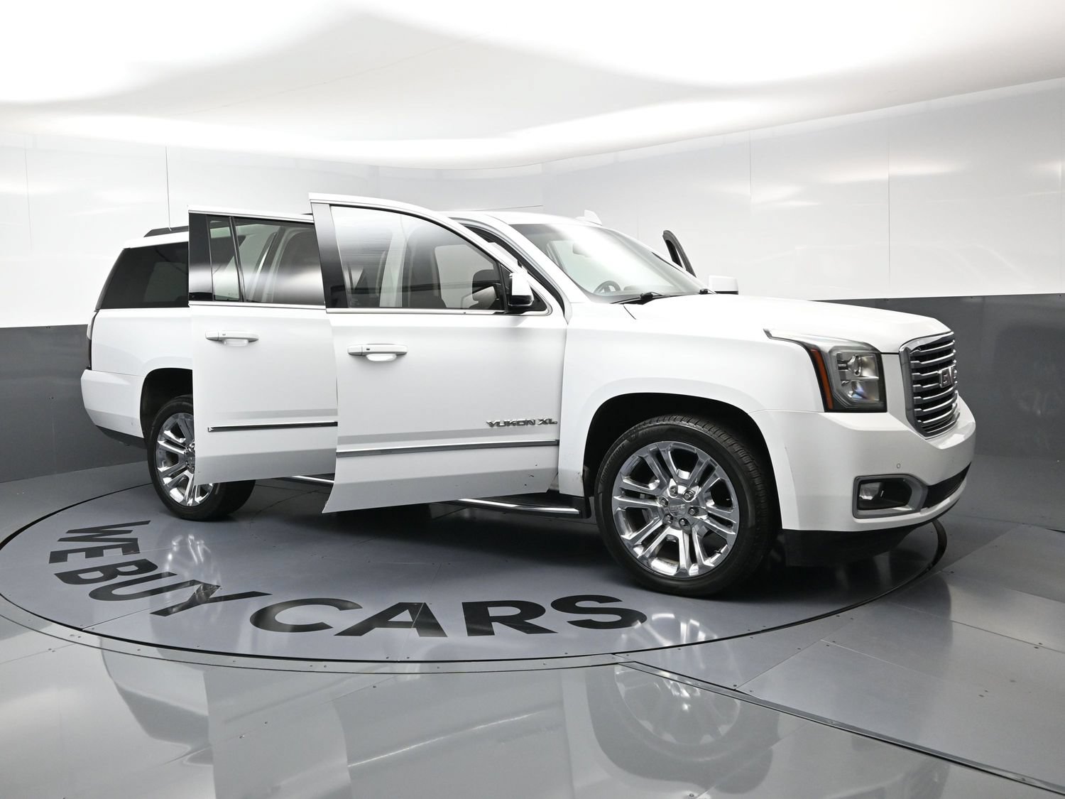 Used 2017 GMC Yukon XL SLT w/ Premium Edition AWD/4WD image 25