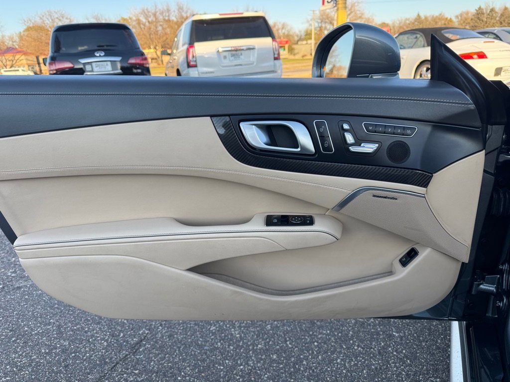 Used 2017 Mercedes-Benz SL 63 AMG image 24