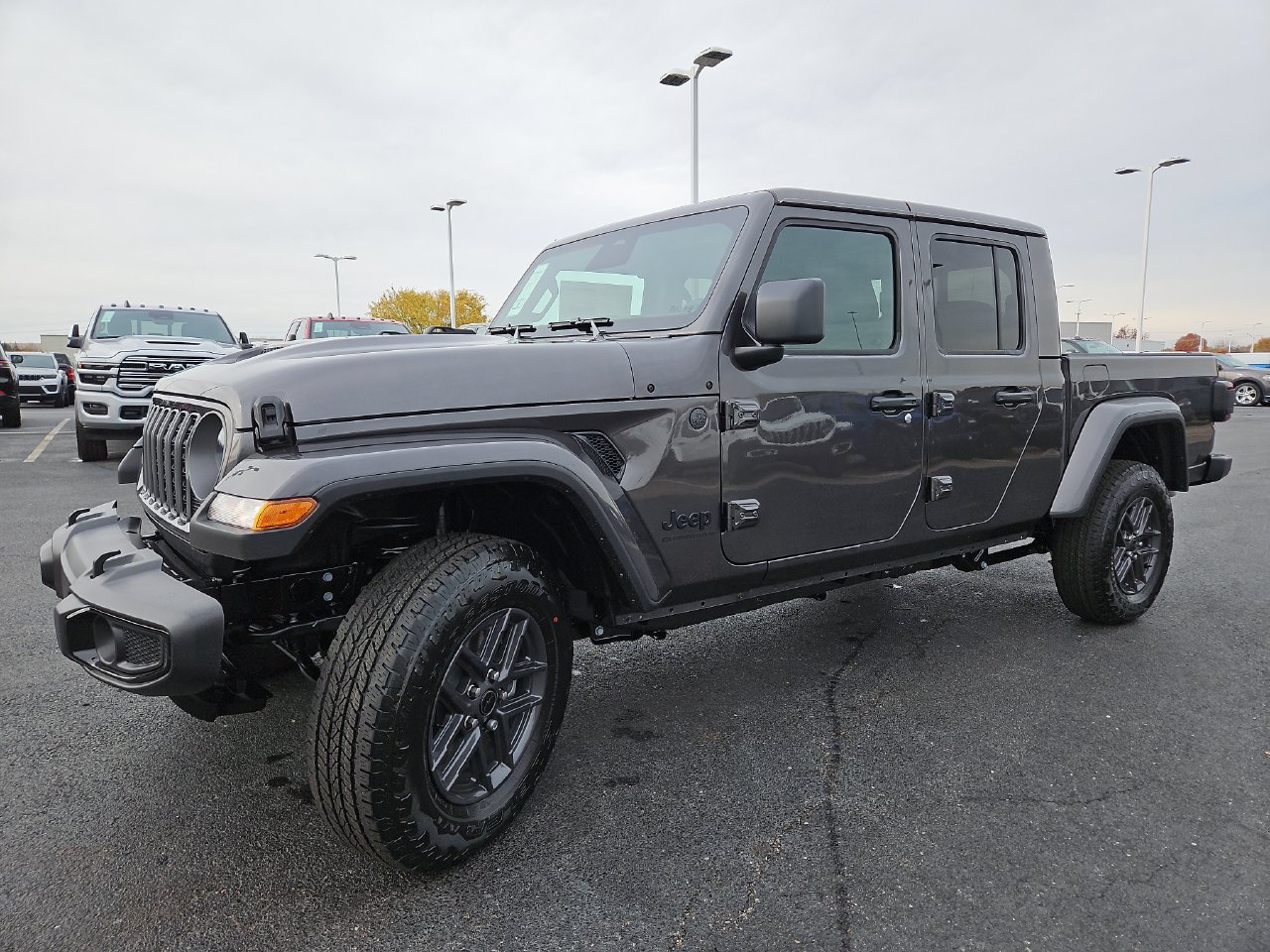 New 2026 Jeep Gladiator Sport AWD/4WD image 3