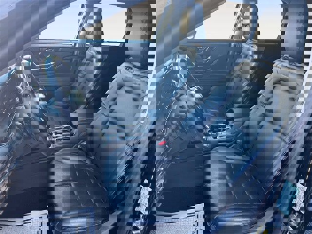 Used 2021 Lincoln Corsair AWD w/ Equipment Group 101A image 9