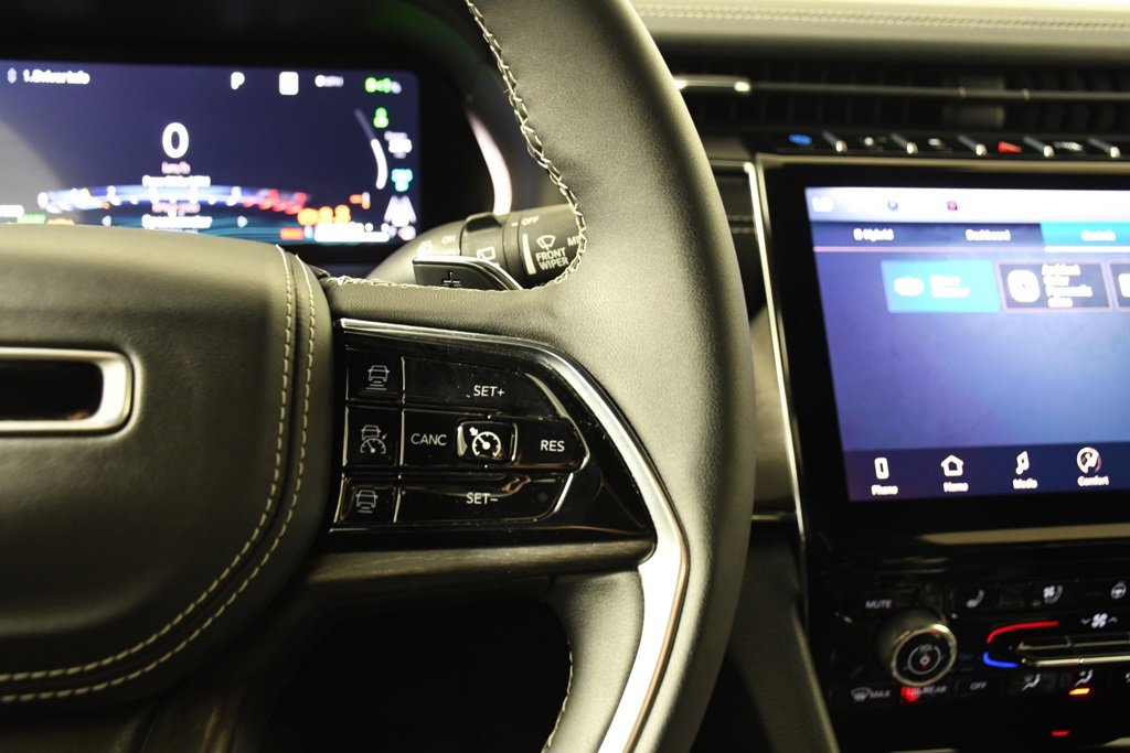 Used 2023 Jeep Grand Cherokee Overland image 29