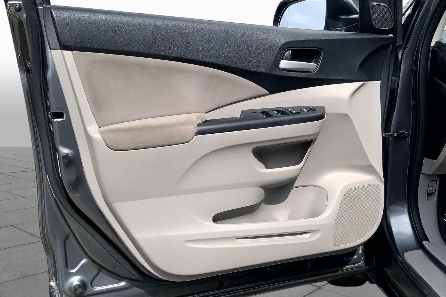 Used 2014 Honda CR-V EX image 22