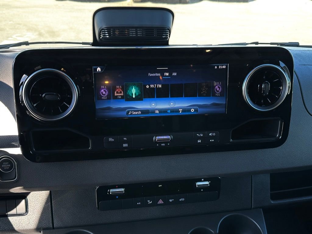 New 2025 Mercedes-Benz Sprinter 2500 image 21
