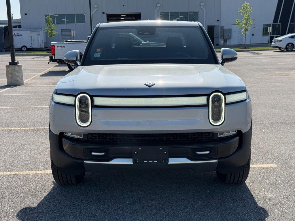Used 2022 Rivian R1T Adventure image 9