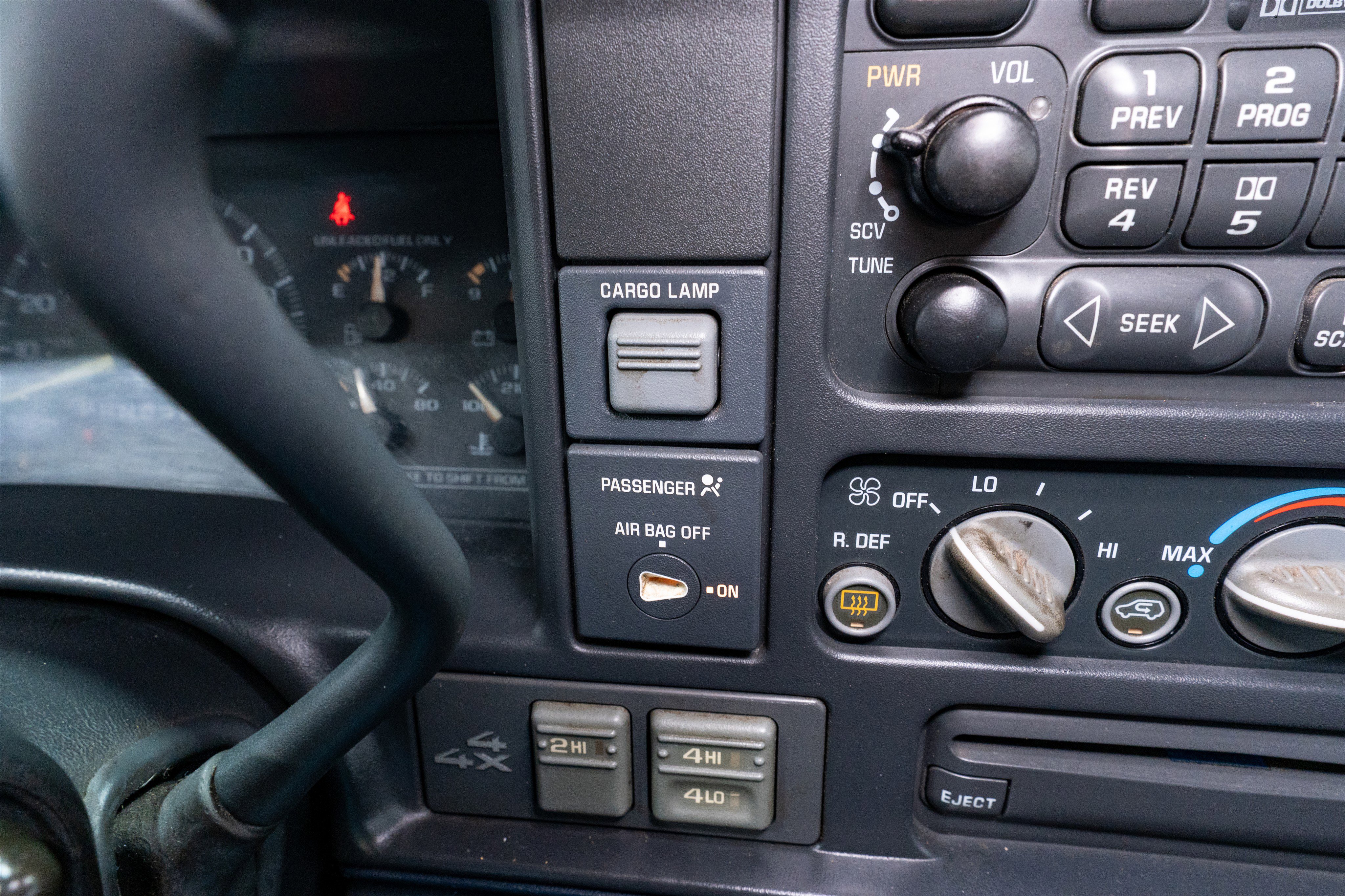 Used 1997 Chevrolet Silverado 1500 4x4 Extended Cab w/ Preferred Equipment Group 2 image 18