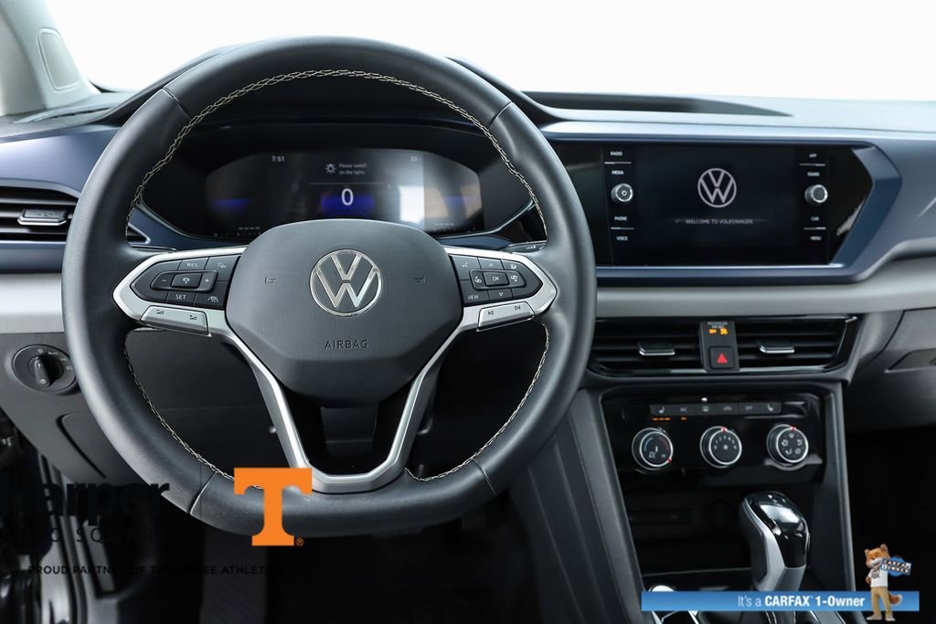 Used 2023 Volkswagen Taos SE w/ Panoramic Sunroof Package image 57