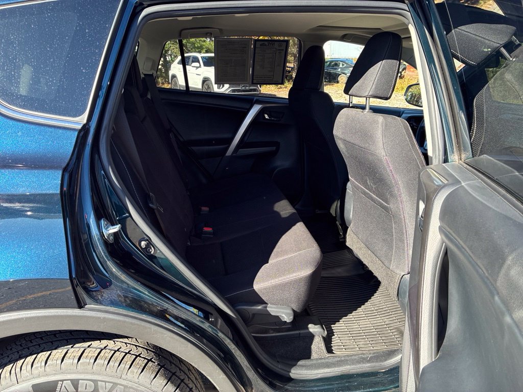 Used 2018 Toyota RAV4 XLE w/ Plus Extra Value Package AWD/4WD image 62