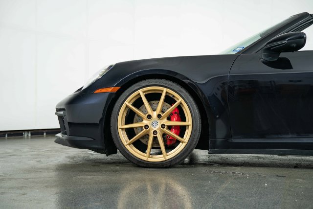 Used 2021 Porsche 911 Carrera 4S w/ Sport Package AWD/4WD image 12