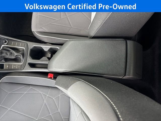 Certified 2025 Volkswagen Jetta Sport image 29