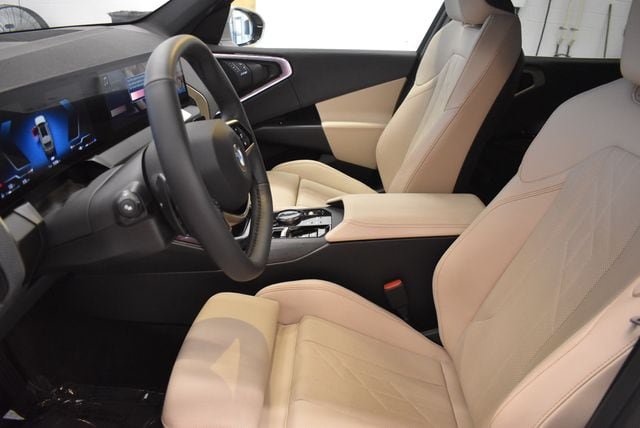 Used 2025 BMW X3 xDrive30i w/ Premium Package AWD/4WD image 22