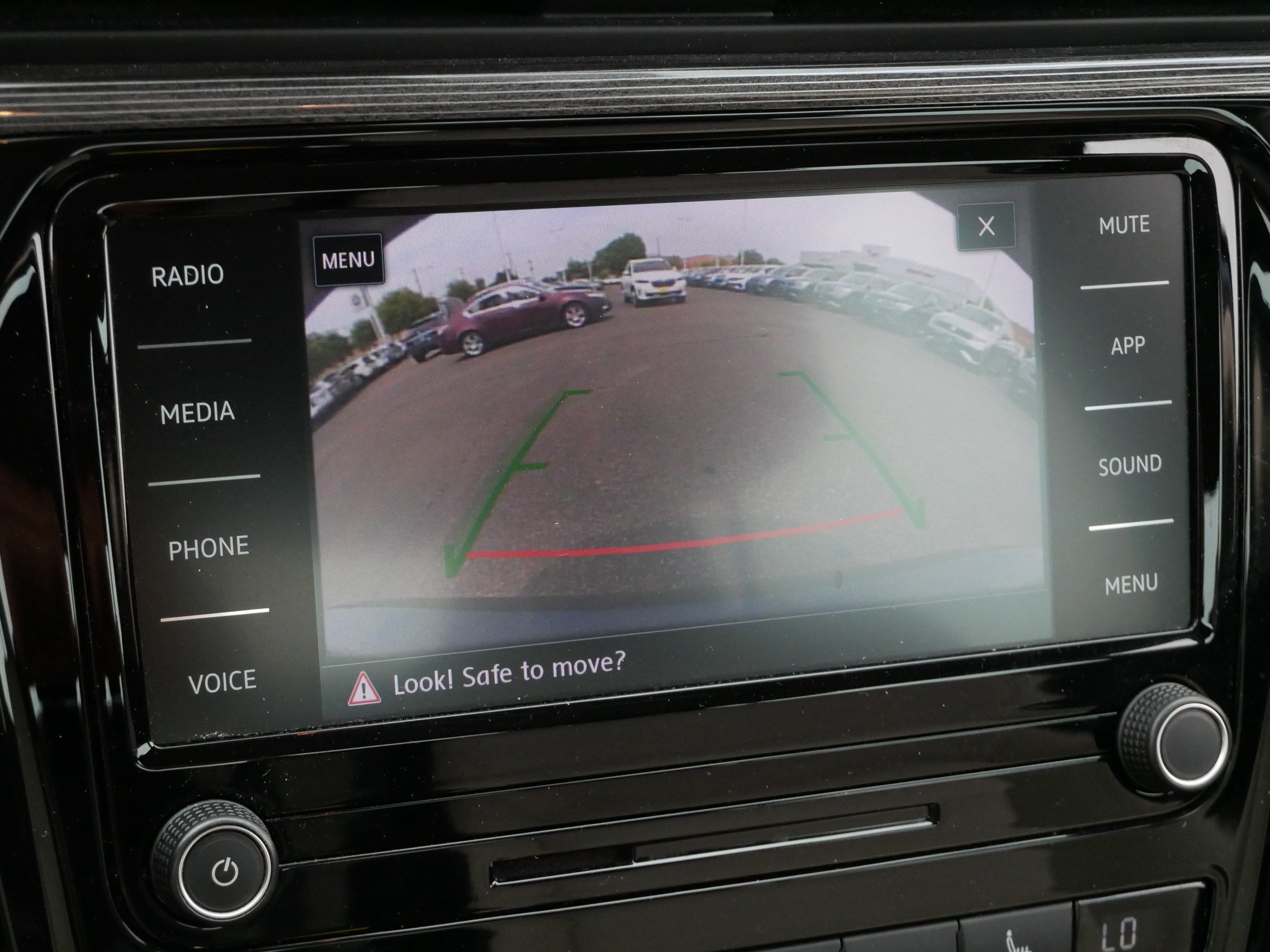 Certified 2020 Volkswagen Passat 2.0T R-Line FWD image 29