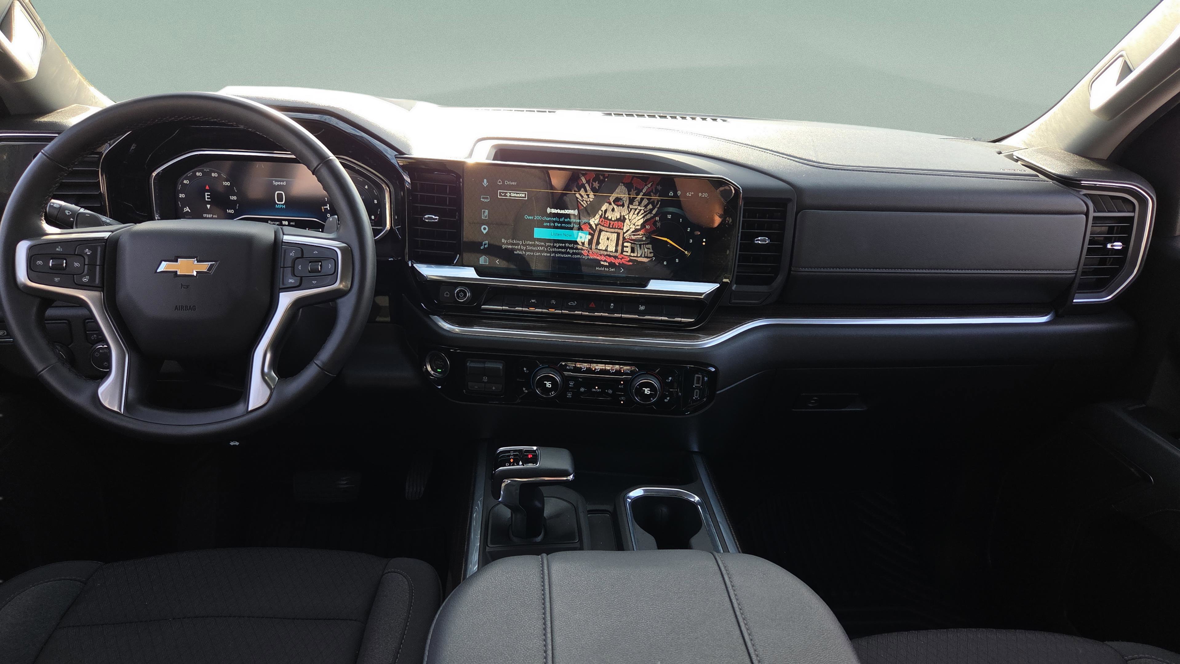 Used 2025 Chevrolet Silverado 1500 LT image 13