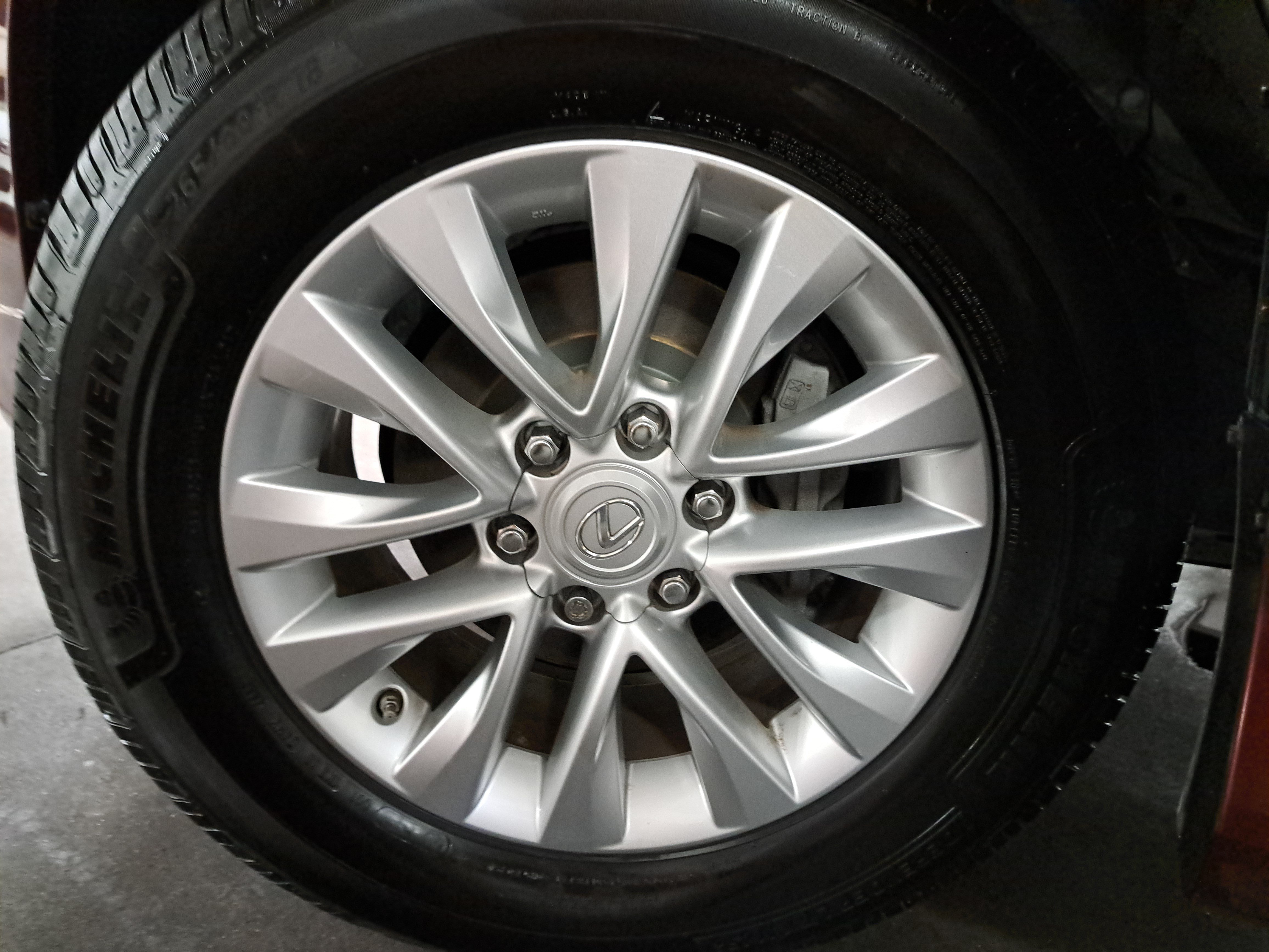 Used 2019 Lexus GX 460 Premium AWD/4WD image 36