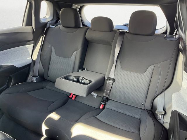 Used 2023 Jeep Compass Sport image 16