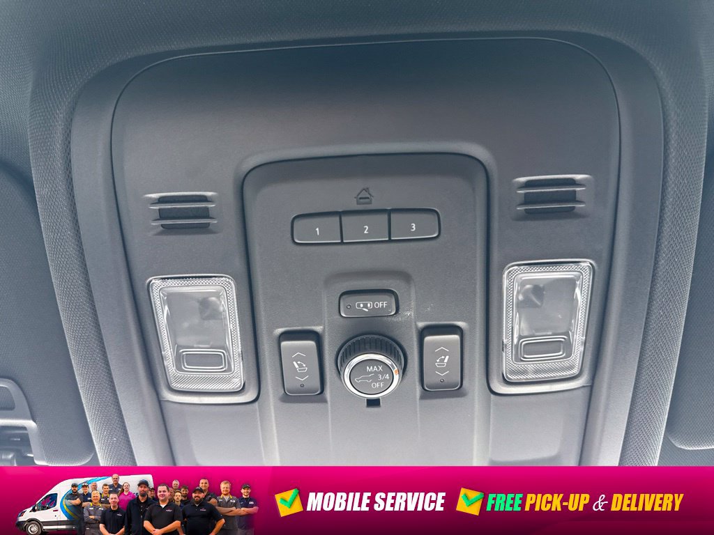 Used 2024 Chevrolet Suburban Z71 w/ Luxury Package AWD/4WD image 21