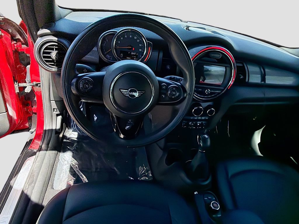 Used 2019 MINI Cooper Convertible w/ Signature Upholstery Package image 16