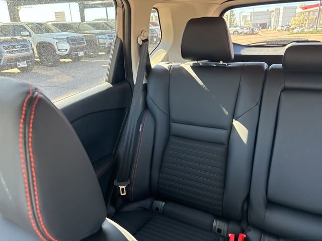 Used 2025 Nissan Rogue SV AWD/4WD image 20