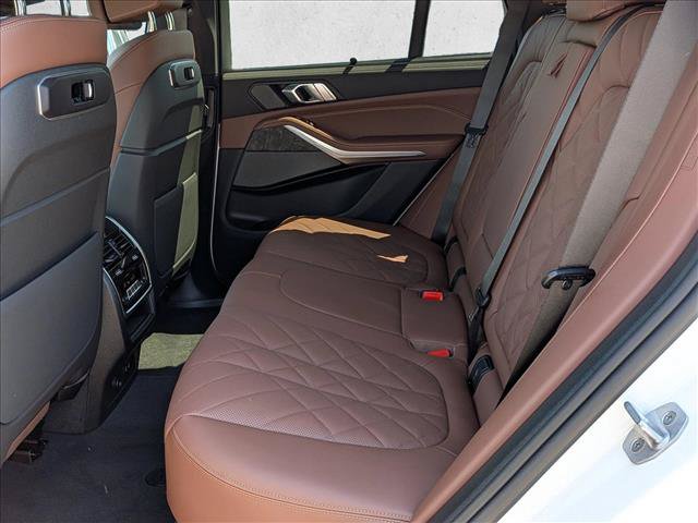 New 2026 BMW X5 xDrive40i AWD/4WD image 17