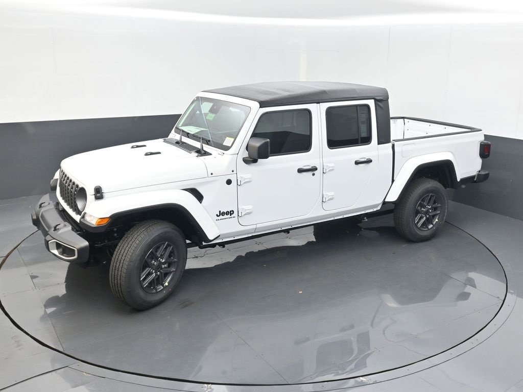 New 2025 Jeep Gladiator Sport image 35