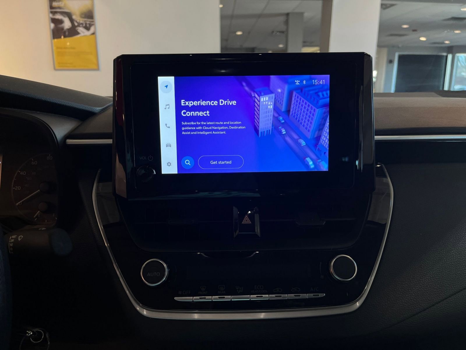 Used 2025 Toyota Corolla LE image 20