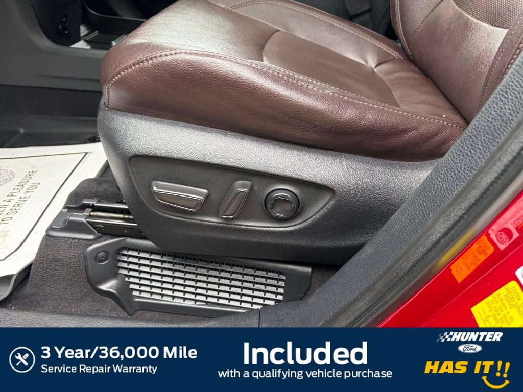 Used 2022 Toyota Sienna Platinum AWD/4WD image 4