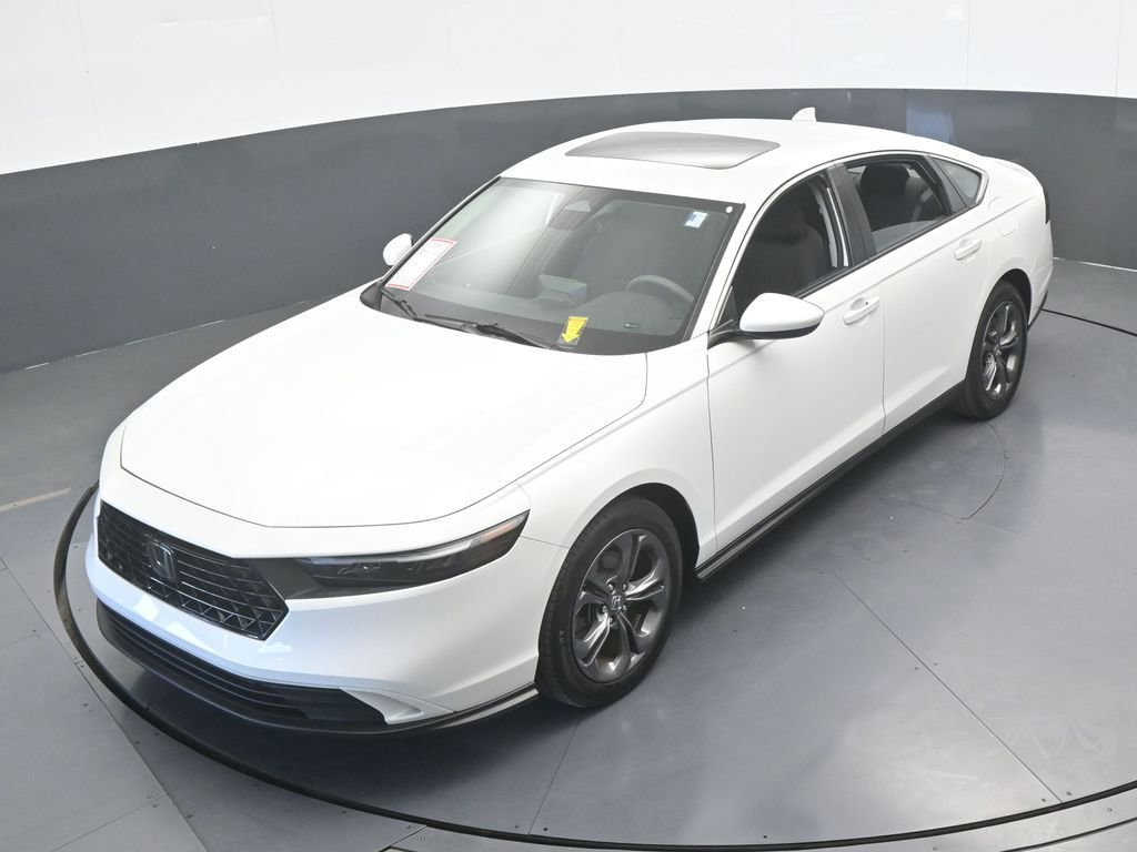 Used 2023 Honda Accord EX image 47