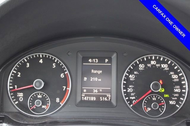 Used 2015 Volkswagen Eos Executive image 32