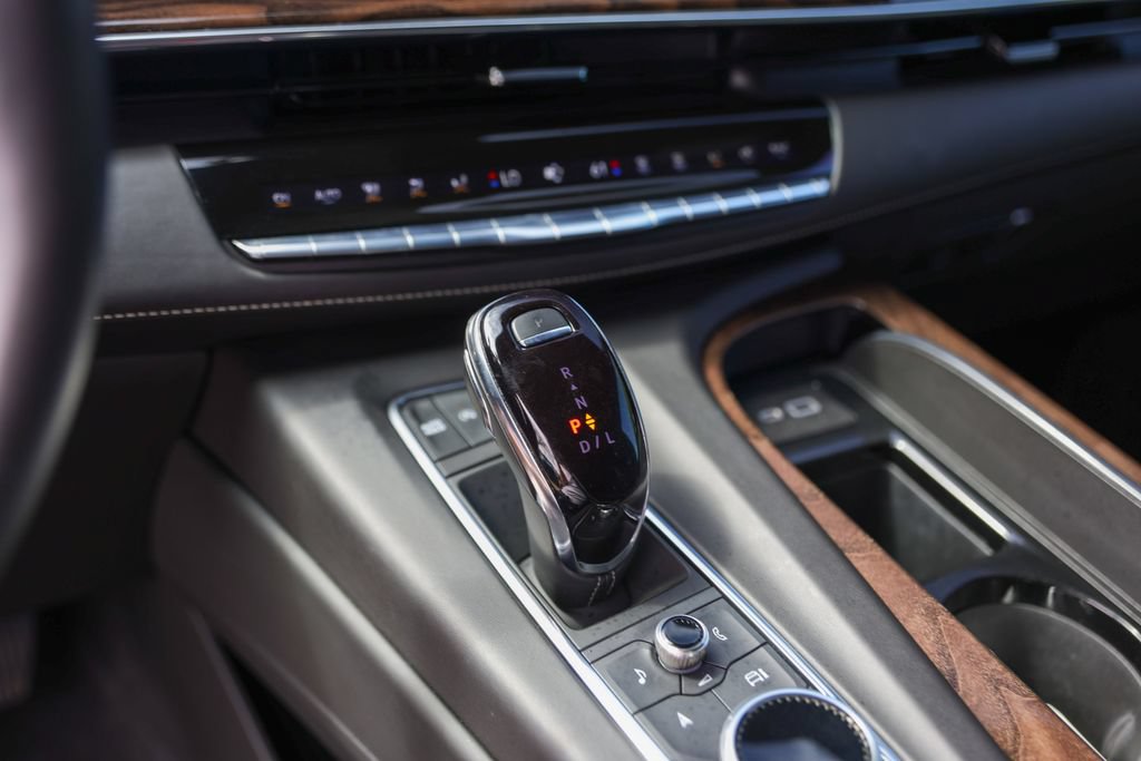 Used 2023 Cadillac Escalade Sport Platinum RWD image 19