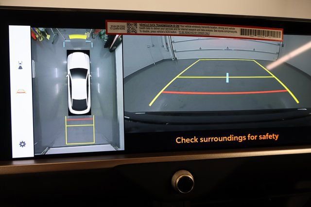 New 2026 Toyota Crown Platinum image 24
