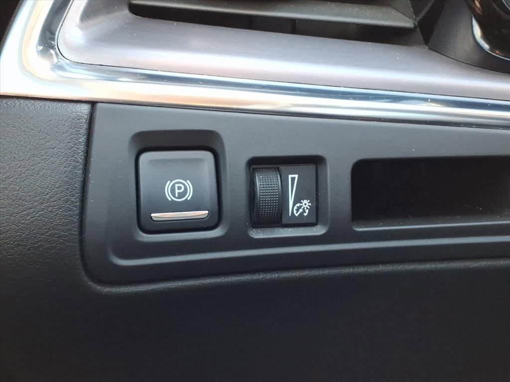 Used 2019 Cadillac XT5 Luxury image 28