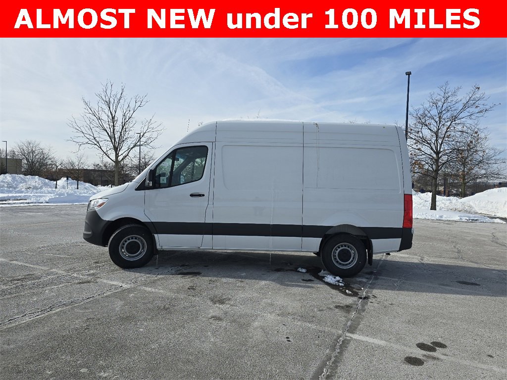 Used 2025 Mercedes-Benz Sprinter 2500 image 10
