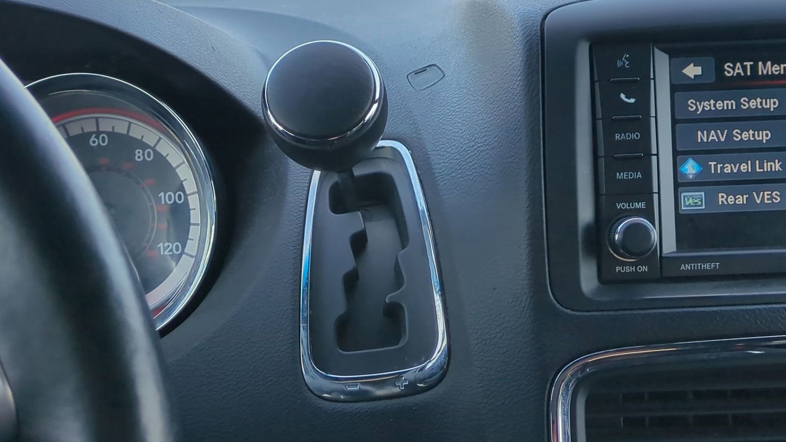 Used 2013 Dodge Grand Caravan R/T w/ Trailer Tow Group image 37