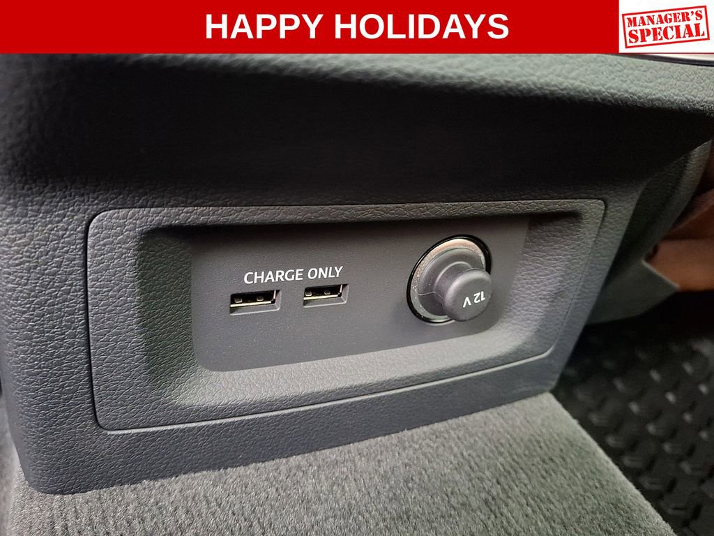 Used 2024 Audi Q5 e Premium Plus w/ Premium Plus Package image 11