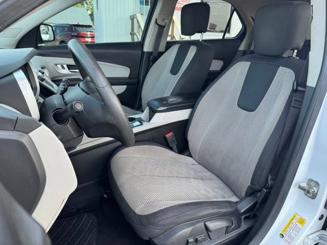 Used 2016 Chevrolet Equinox LT FWD image 17