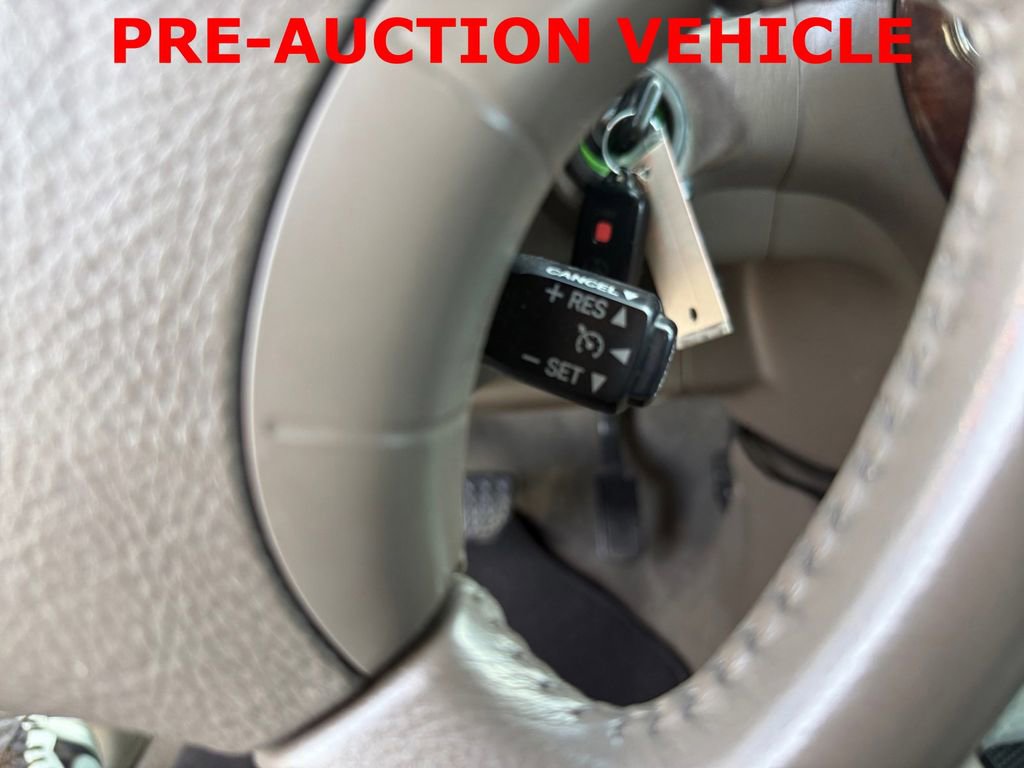 Used 2007 Toyota Sequoia SR5 AWD/4WD image 20