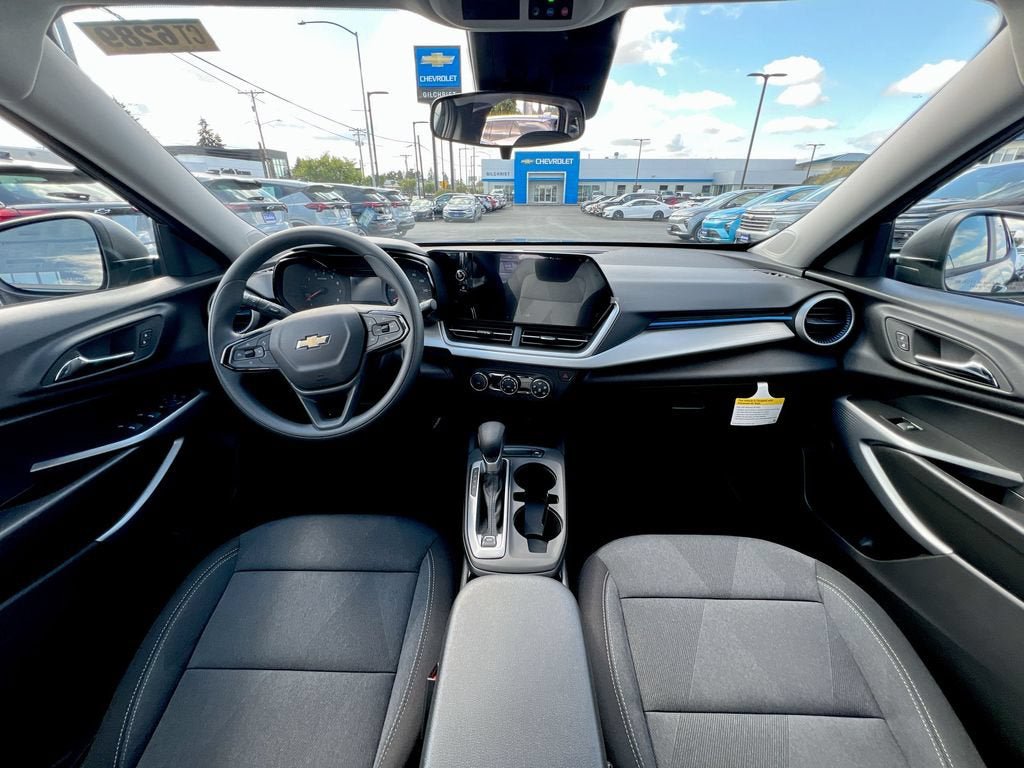 New 2026 Chevrolet Trax LS w/ Driver Confidence Package FWD image 17