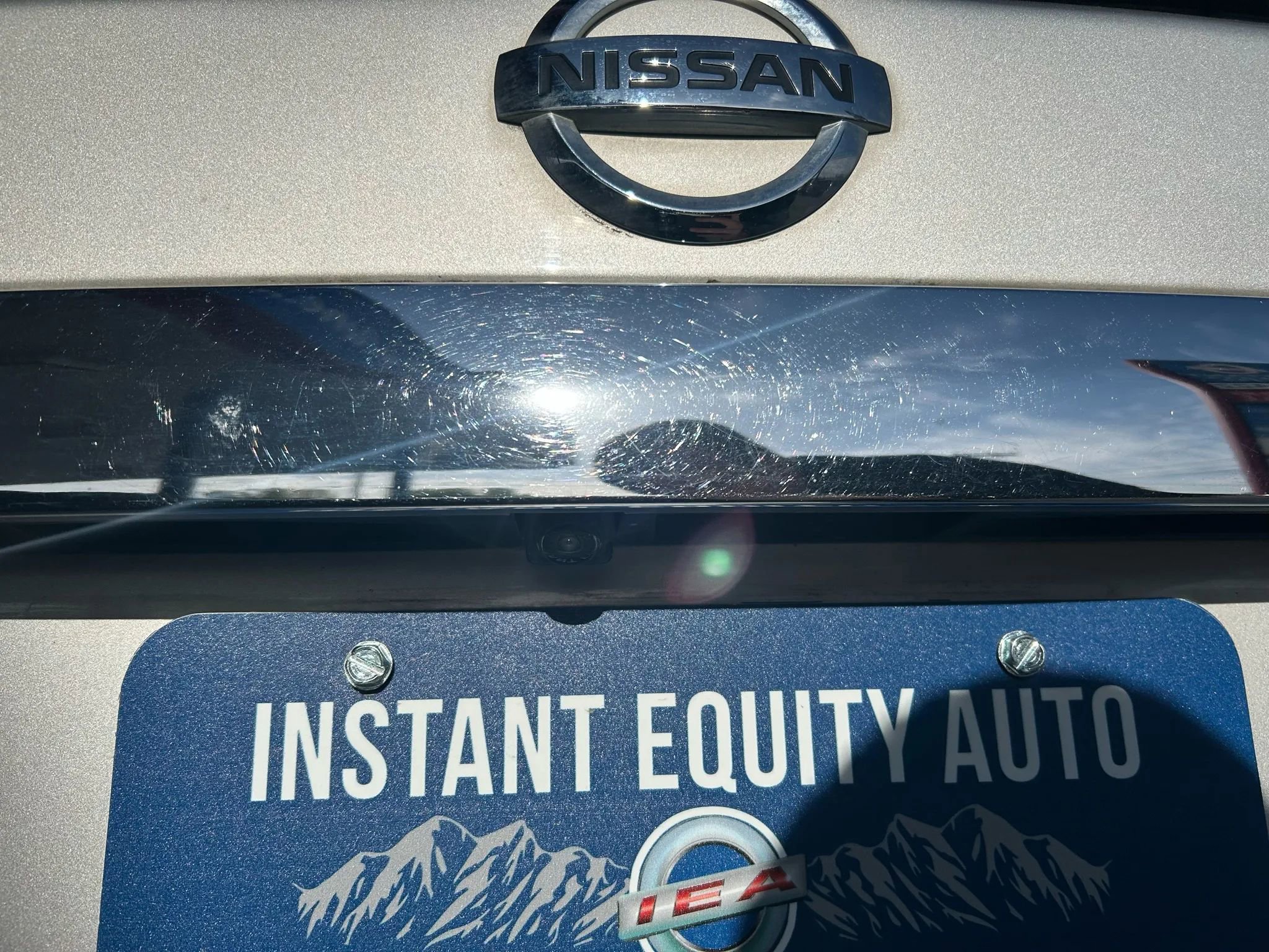 Used 2020 Nissan Pathfinder SL image 25