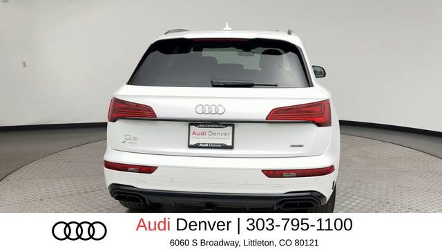 Used 2023 Audi Q5 e Prestige w/ Prestige Package image 3