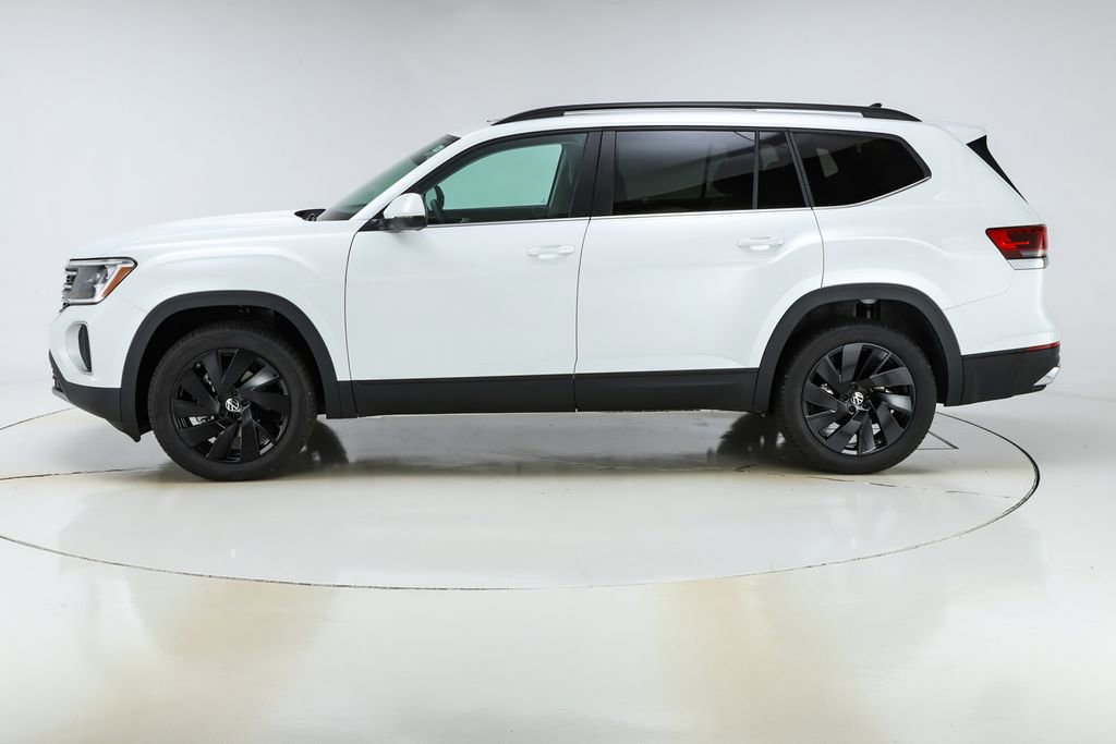 New 2026 Volkswagen Atlas SE image 2