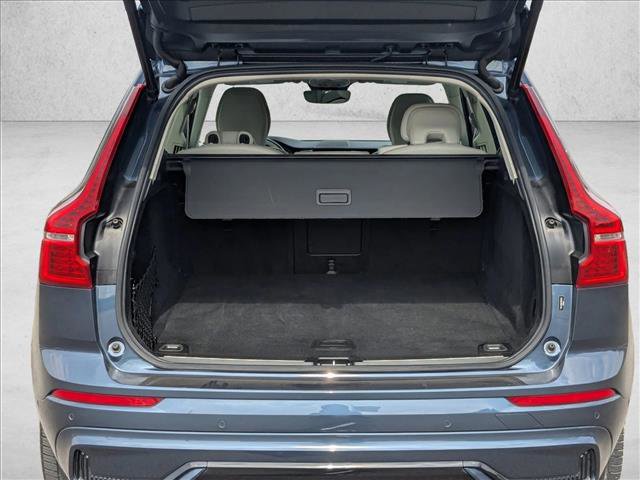 Used 2023 Volvo XC60 B5 Ultimate image 6