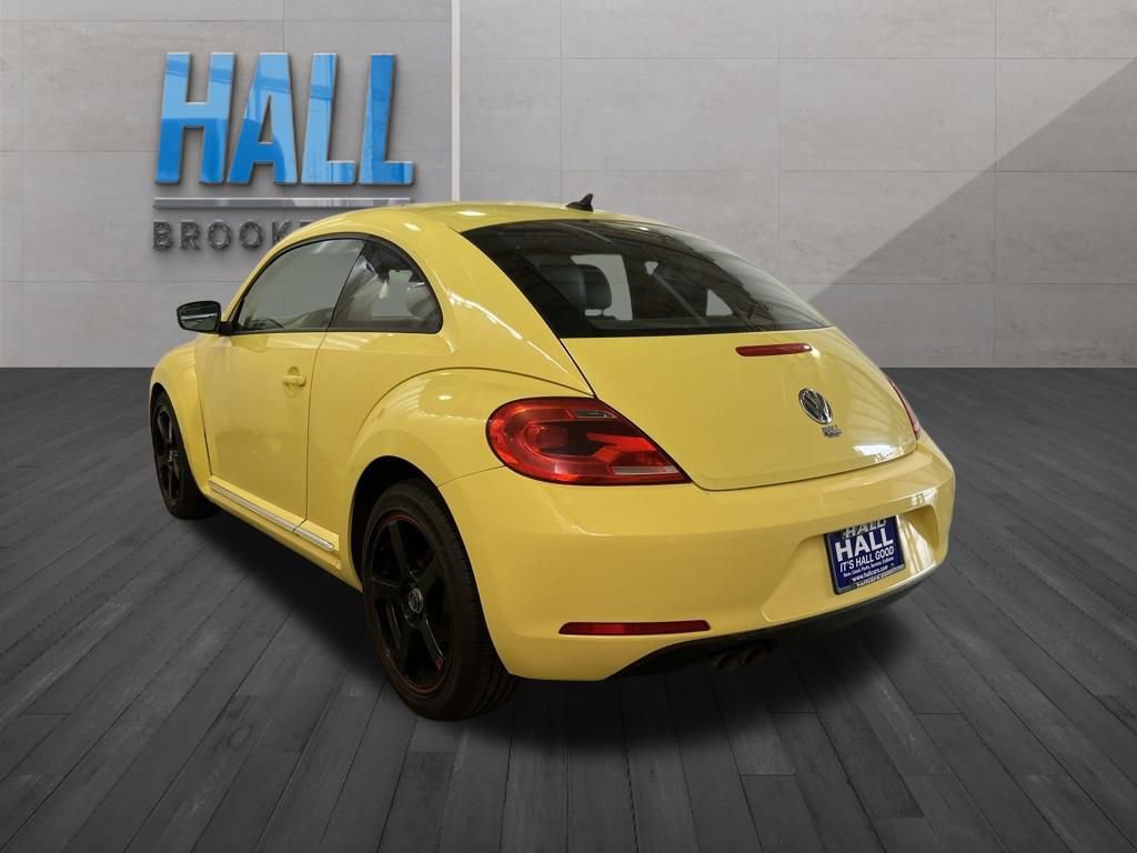 Used 2012 Volkswagen Beetle 2.5 FWD image 3