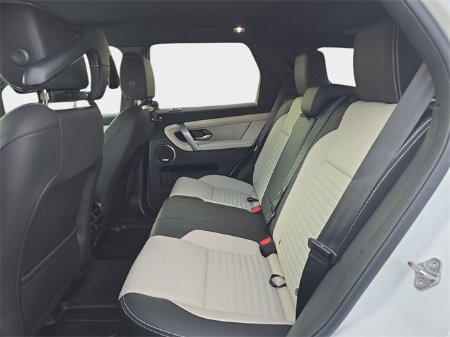 New 2025 Land Rover Discovery Sport Dynamic SE image 10