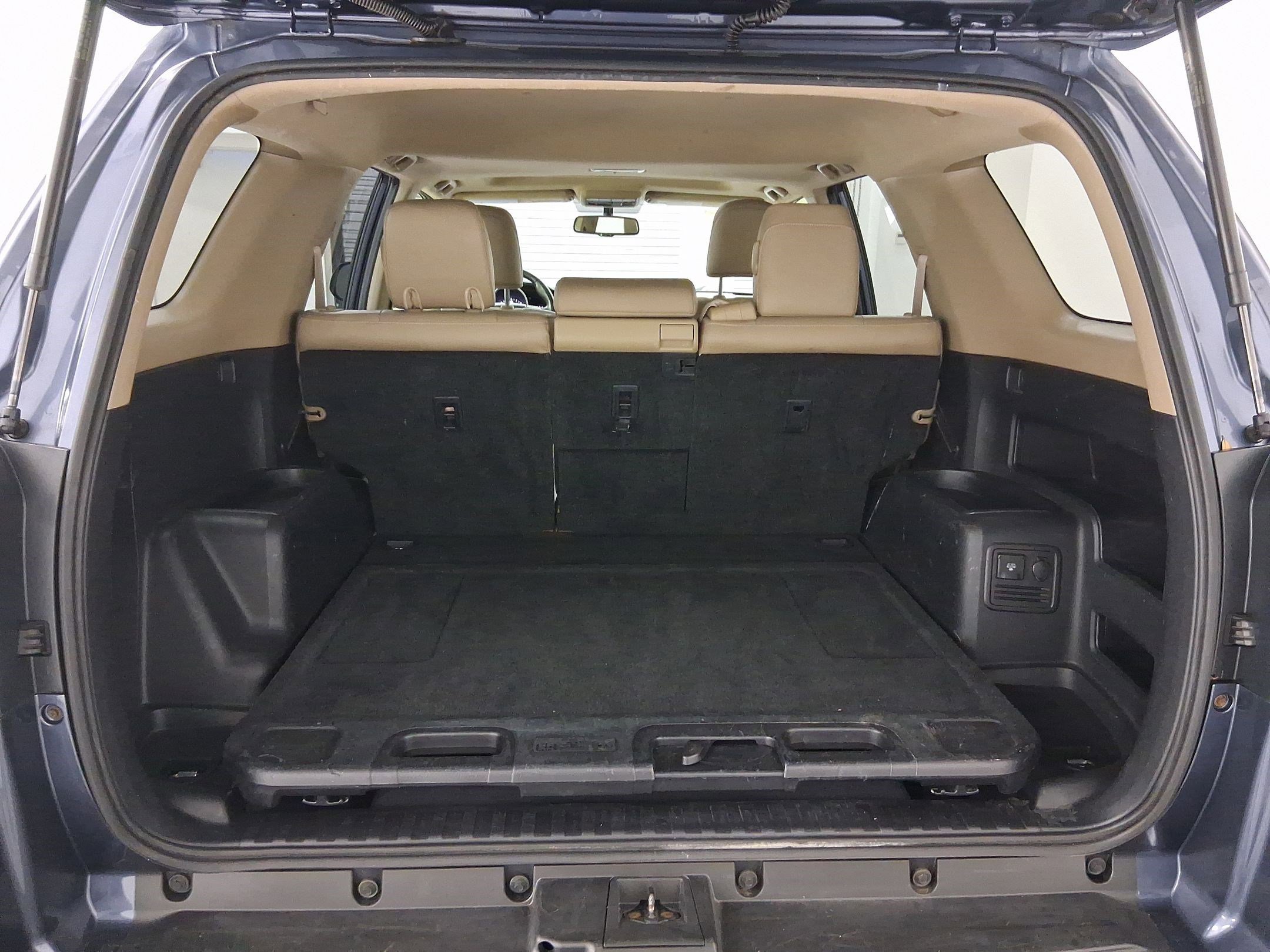 Used 2013 Toyota 4Runner Limited image 32