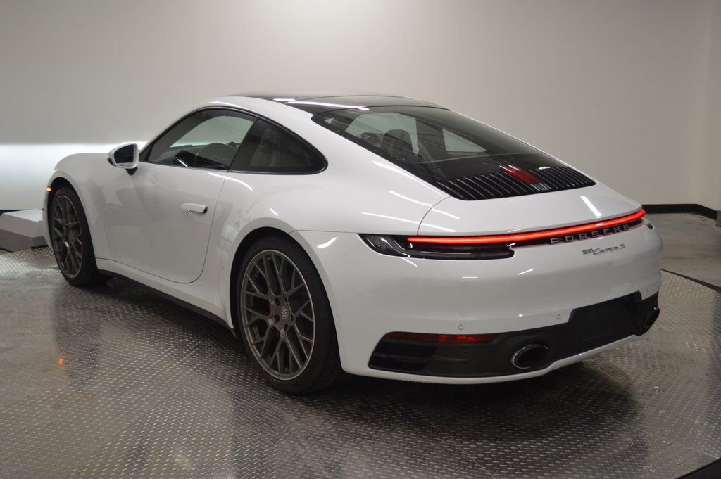 Certified 2022 Porsche 911 Carrera S RWD image 3