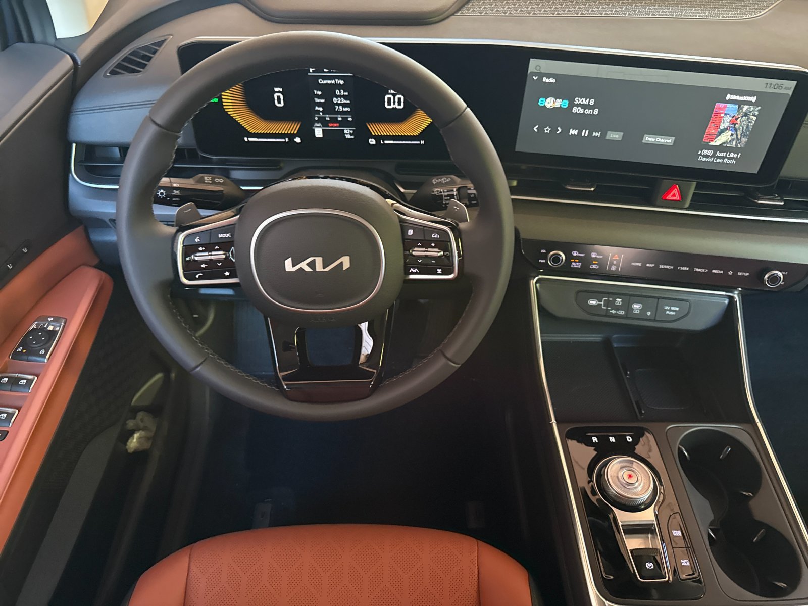New 2026 Kia Carnival EX FWD image 14