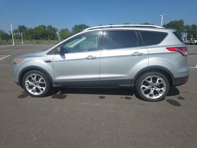 Used 2016 Ford Escape Titanium w/ Equipment Group 301A FWD image 16