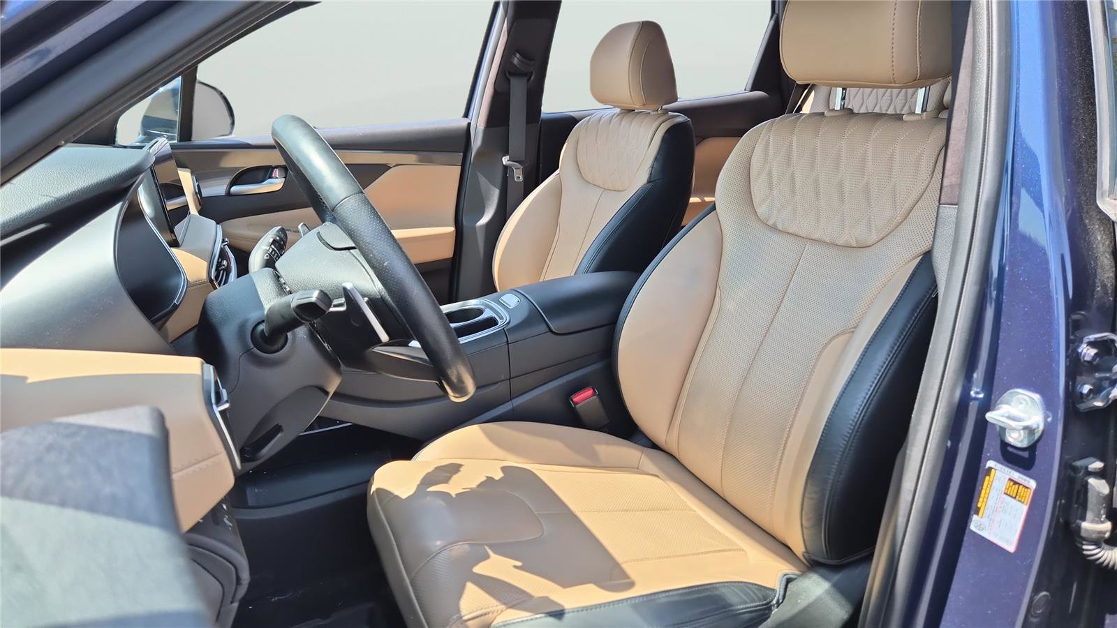 Used 2023 Hyundai Santa Fe Calligraphy FWD image 12